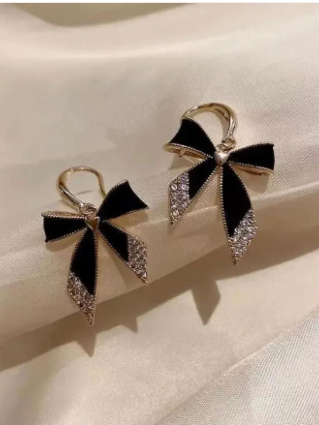SHIMMER BOW EARRINGS