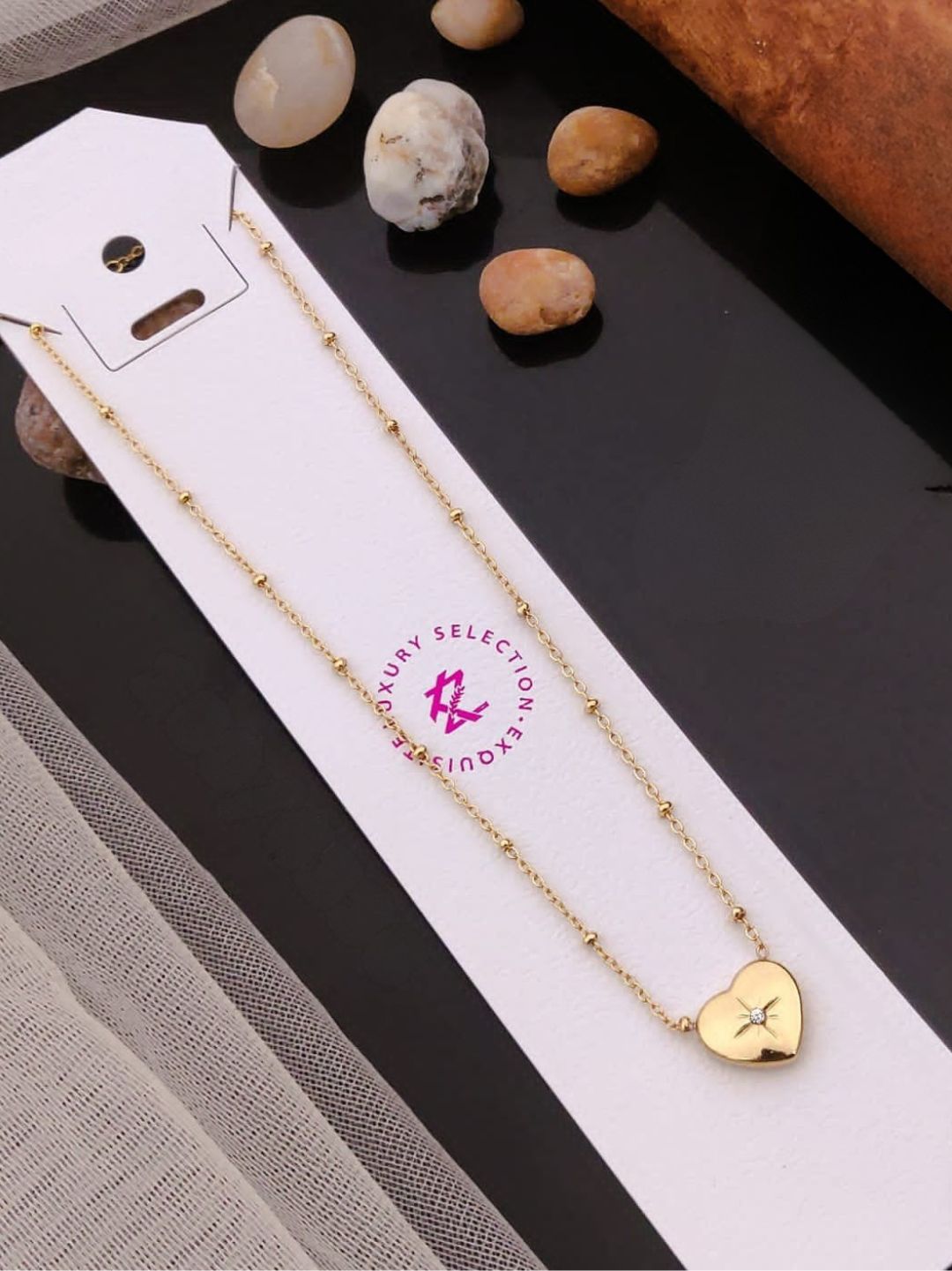 STARBURST HEART GOLD NECKLACE