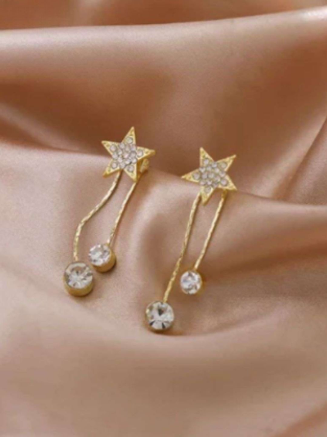 STAR CHAIN EARRINGS