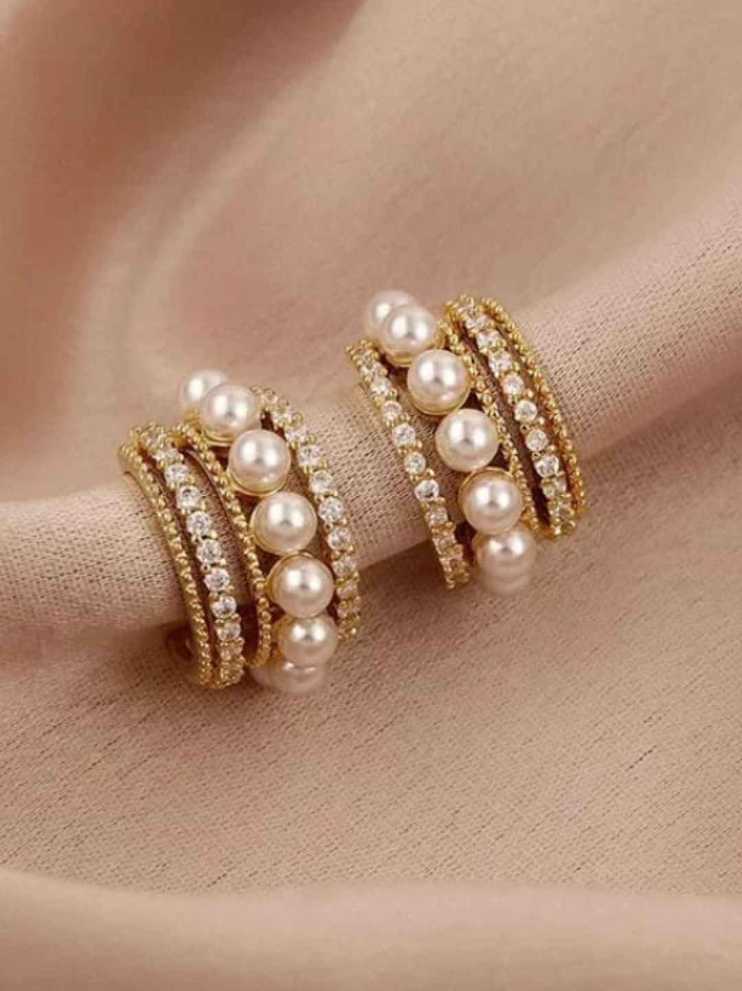 PEARL HOOP EARRINGS