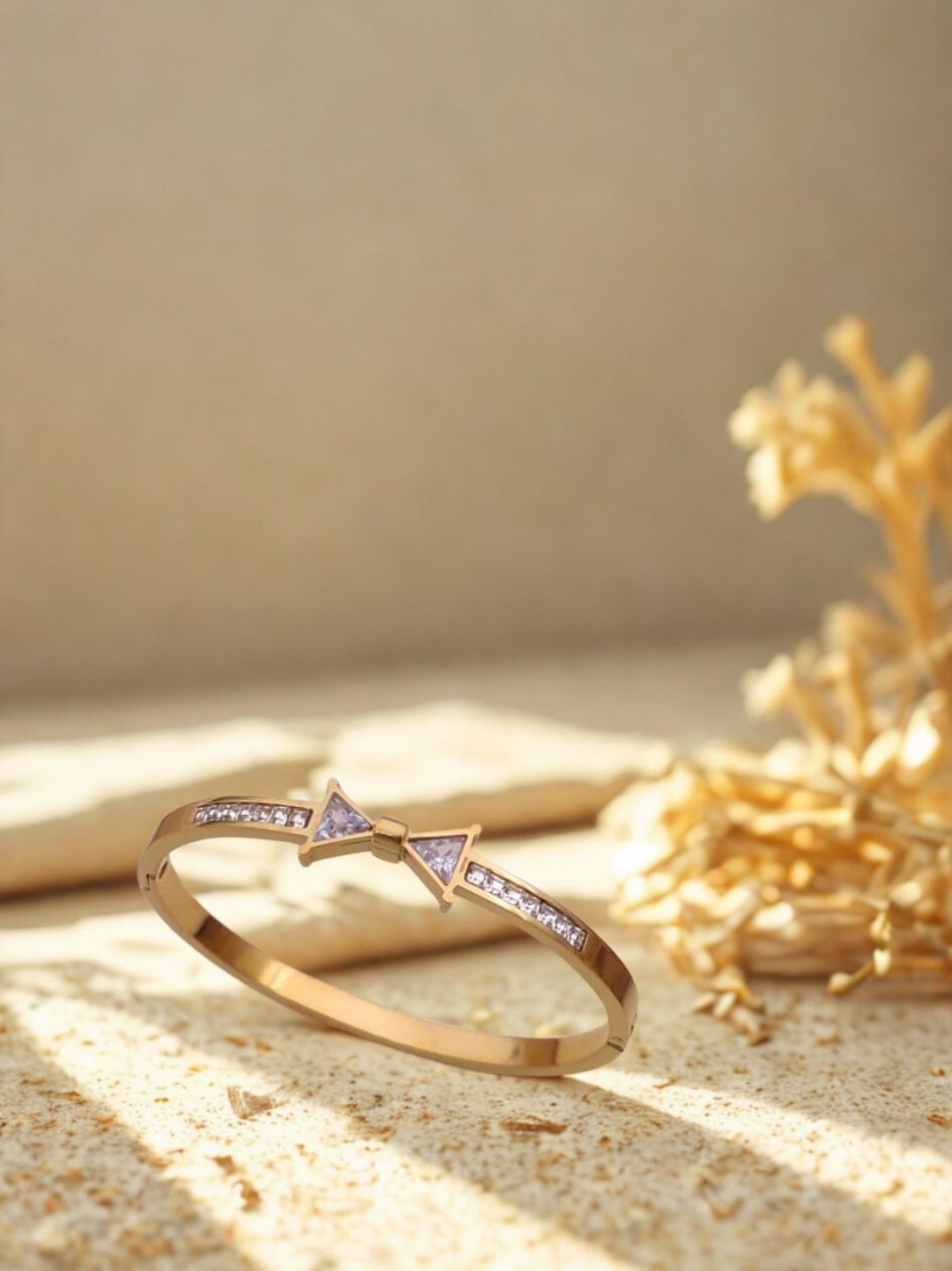 ARROWHEAD GOLD BRACELET