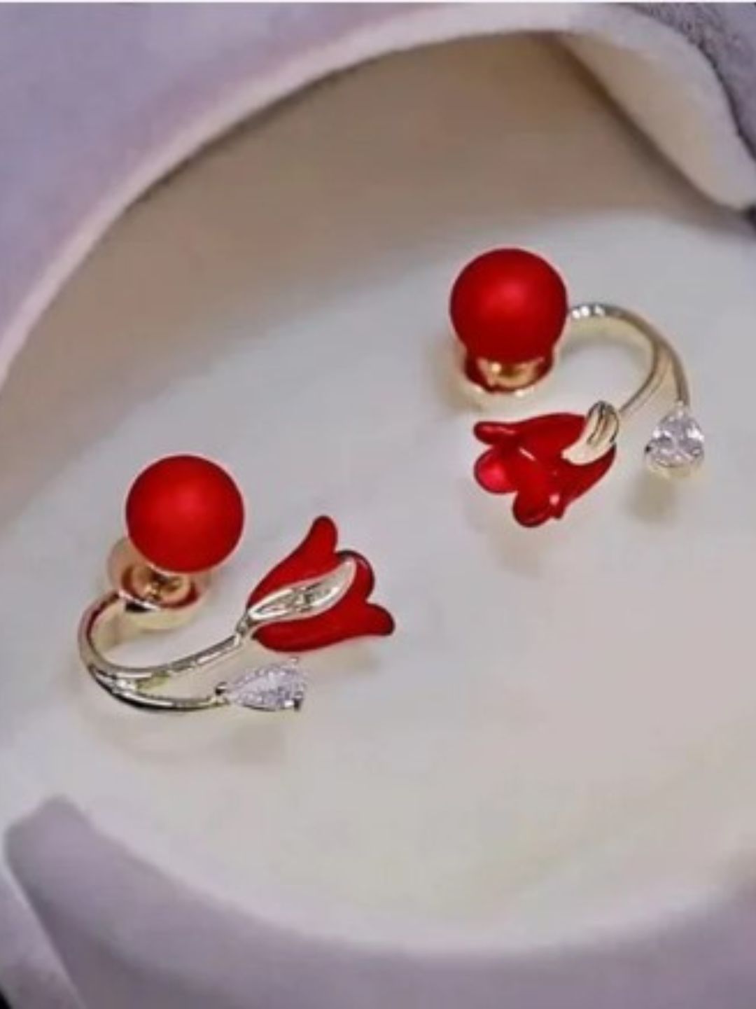 RED ROSE EARRING