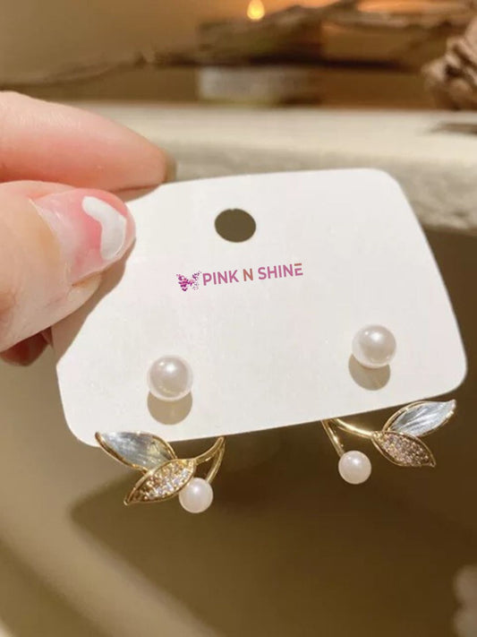 FISH TAIL EARRINGS