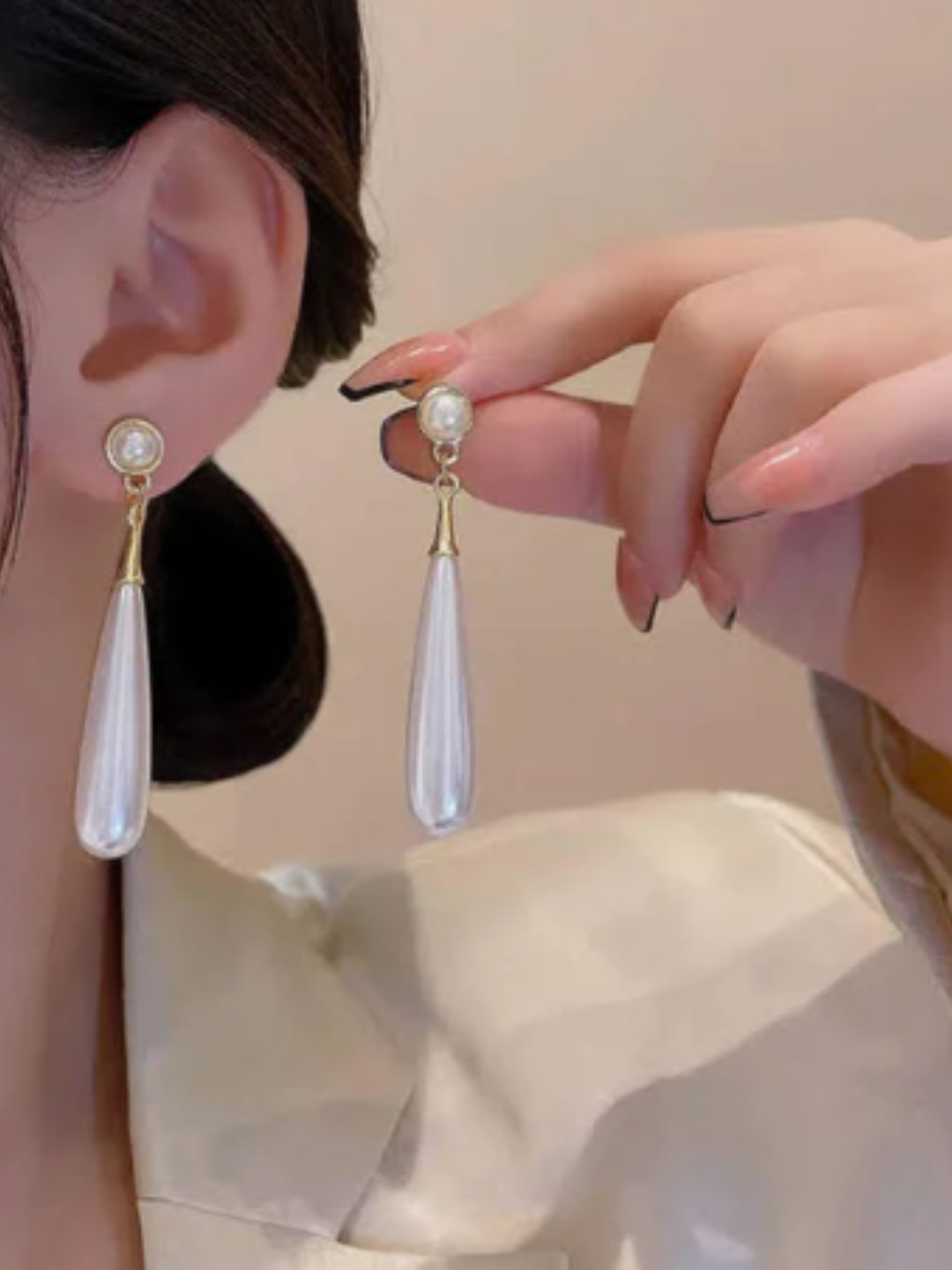 PEARLFECT STATEMENT EARRINGS