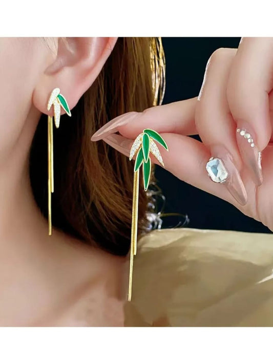 GREEN LEAF CHAIN DROP EARRINGS