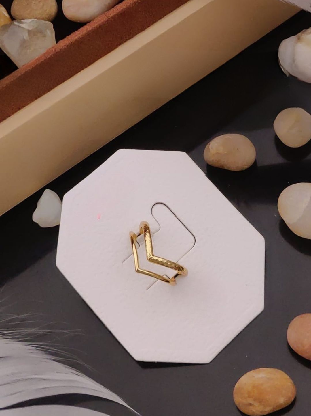 CHEVRON STACK RING