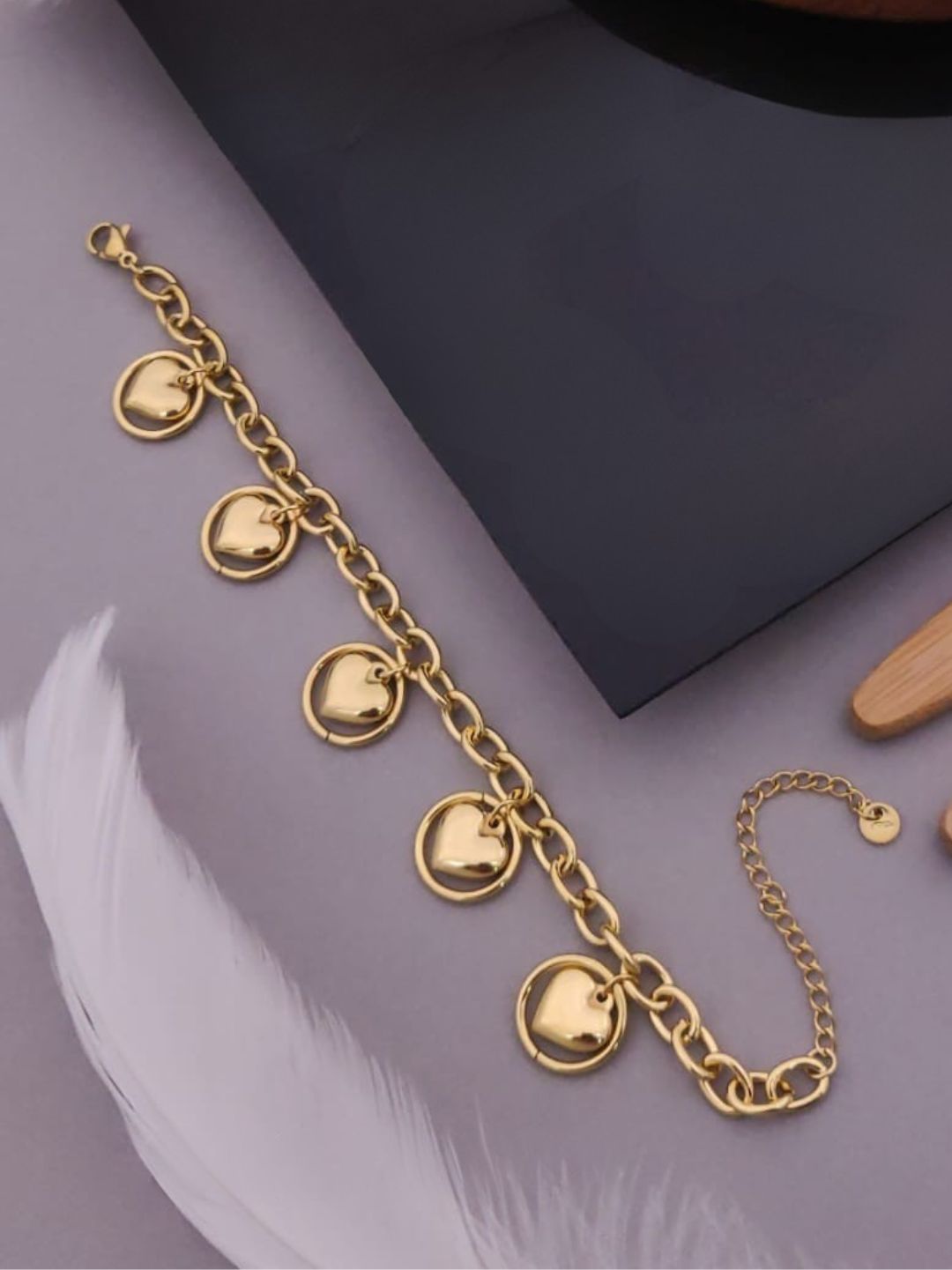 GOLD HEART CHARM BRACELET