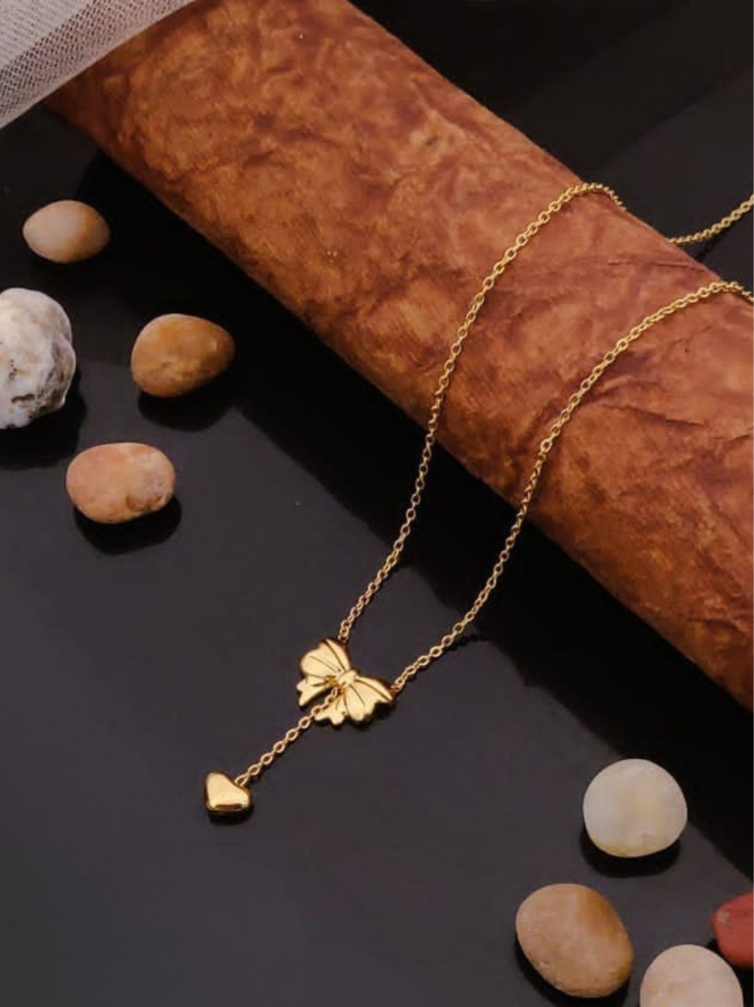 BOW HEART DROP NECKLACE