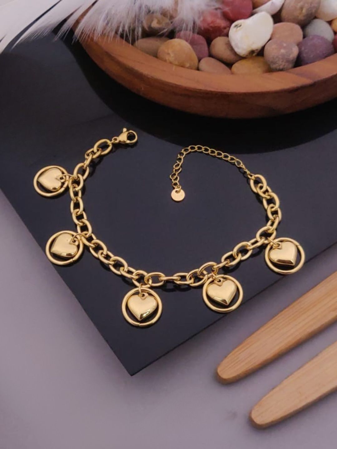 GOLD HEART CHARM BRACELET