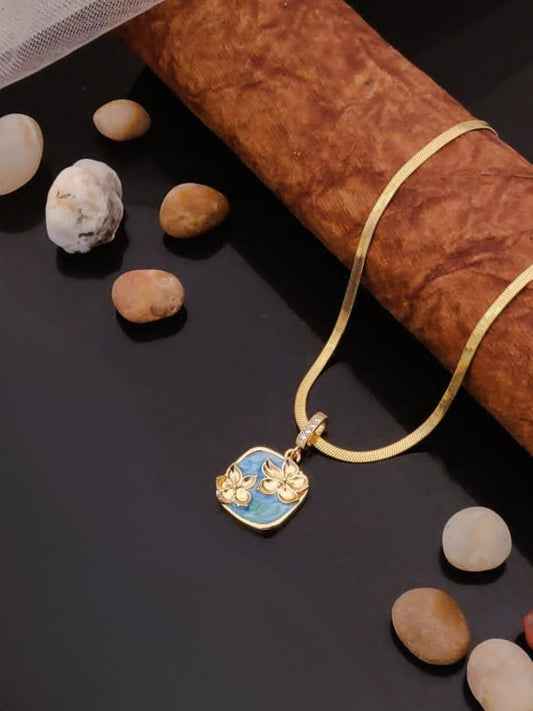 ENCHANTED BLOSSOM PENDANT NECKLACE
