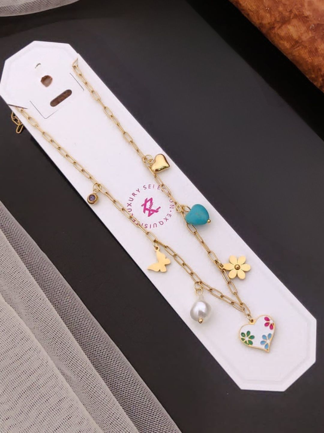 CHARM GARDEN NECKLACE
