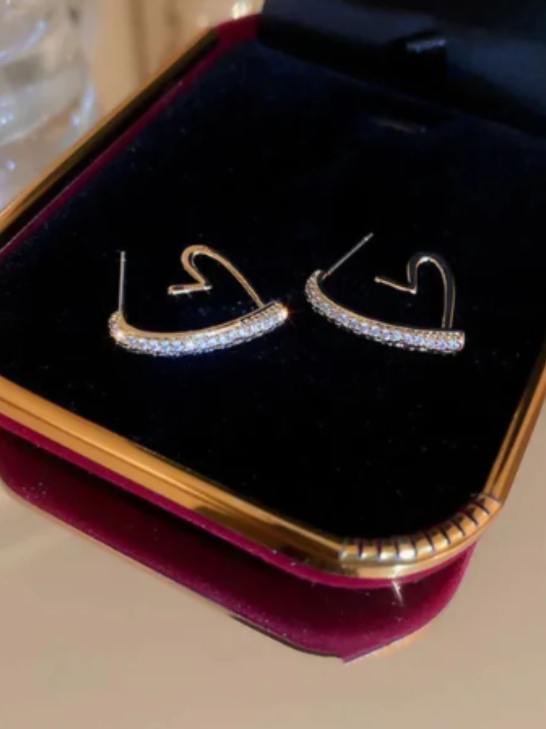 GOLD HEART EARRINGS