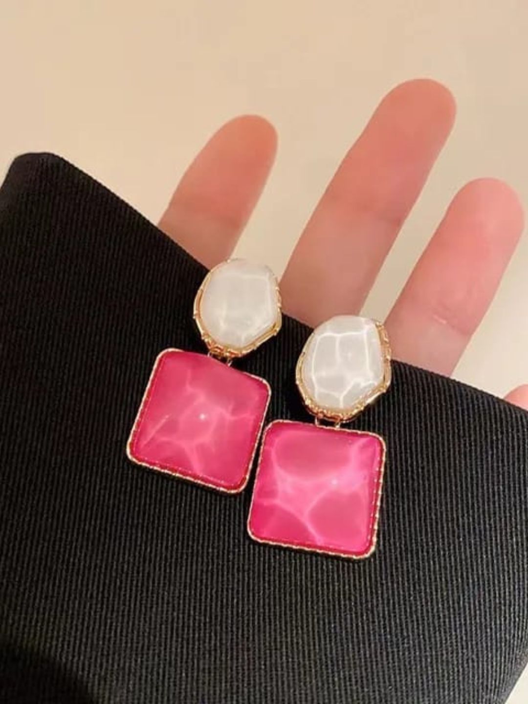 PINK MONALISA STATEMENT EARRINGS