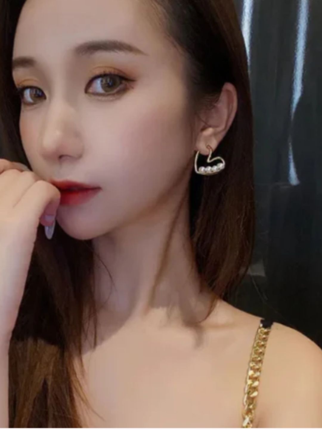 GOLD HEART EARRINGS