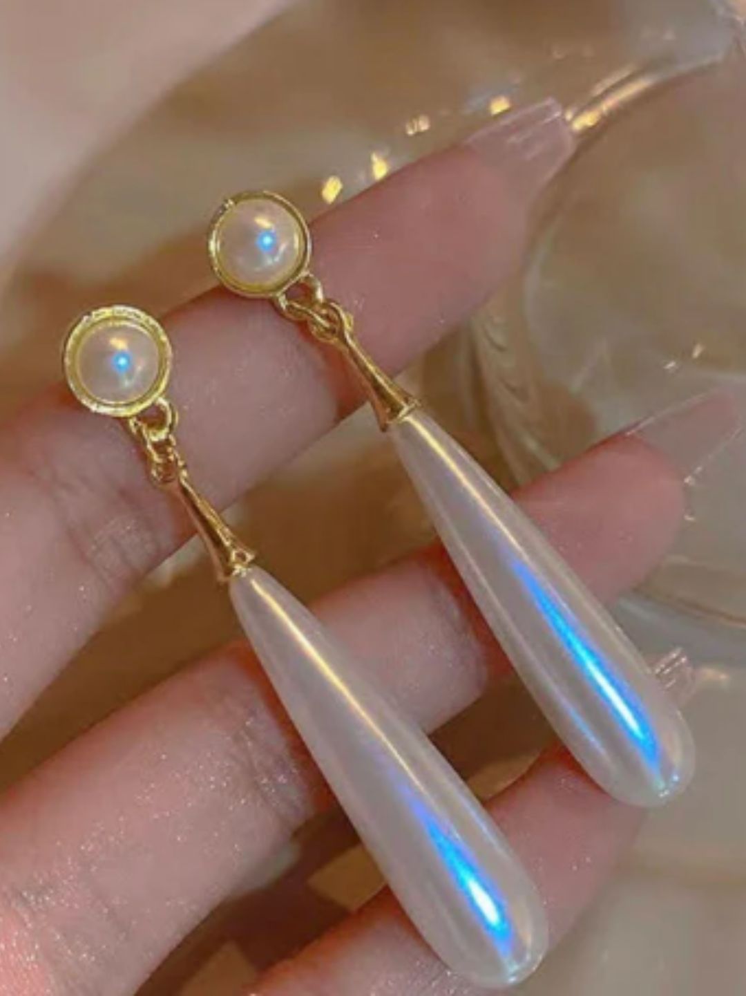 PEARLFECT STATEMENT EARRINGS